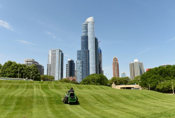 Cost of Corporate Lawn Mowing in Bainbridge Island