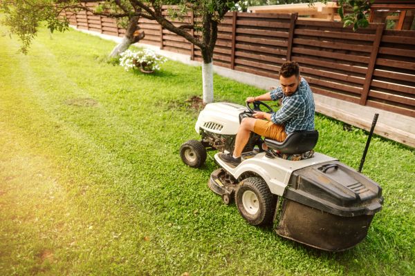 Industrial Lawn Mowing in Bainbridge Island